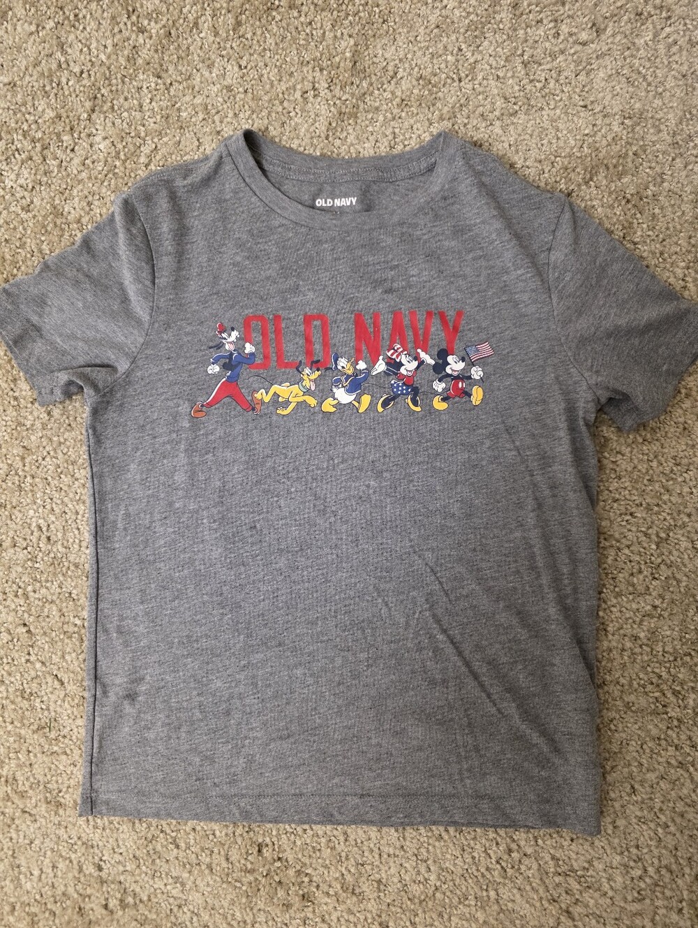 Boys Sz M8 Old Navy Gray Tee with Red Logo and Multicolor Disney Characters